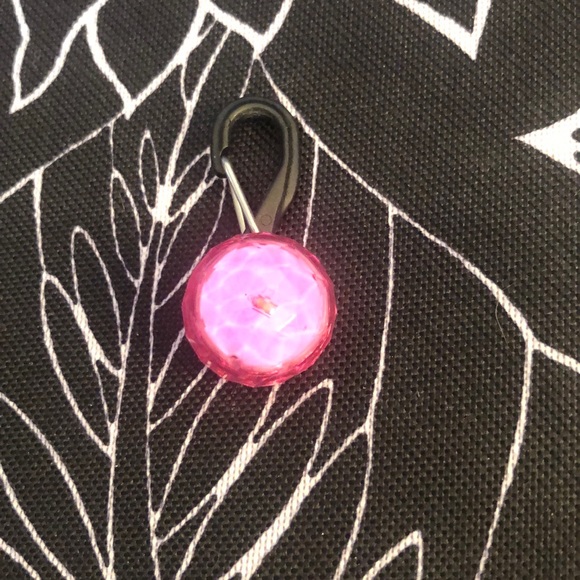 Dog collar light - Picture 2 of 5